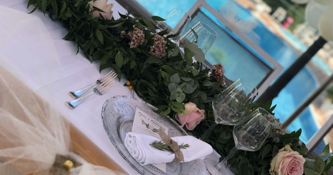 The magic of a wedding by the sea The magic of a wedding by the sea